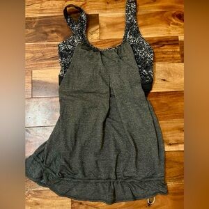 lululemon athletica Gray and Black Tank Top 4 6 8 S